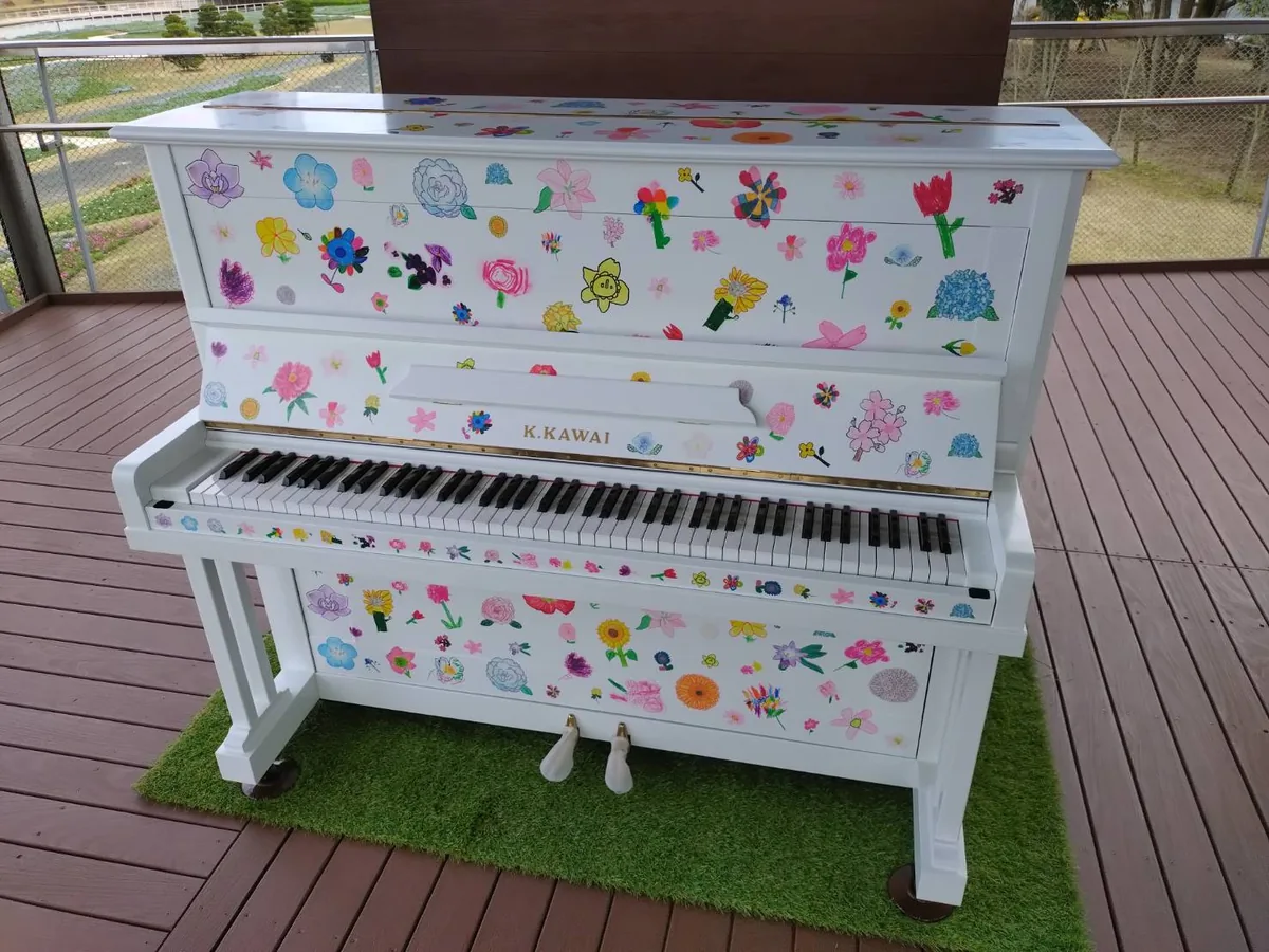 子どもたちの花の絵を活かした浜名湖花博のWRAPIピアノ
