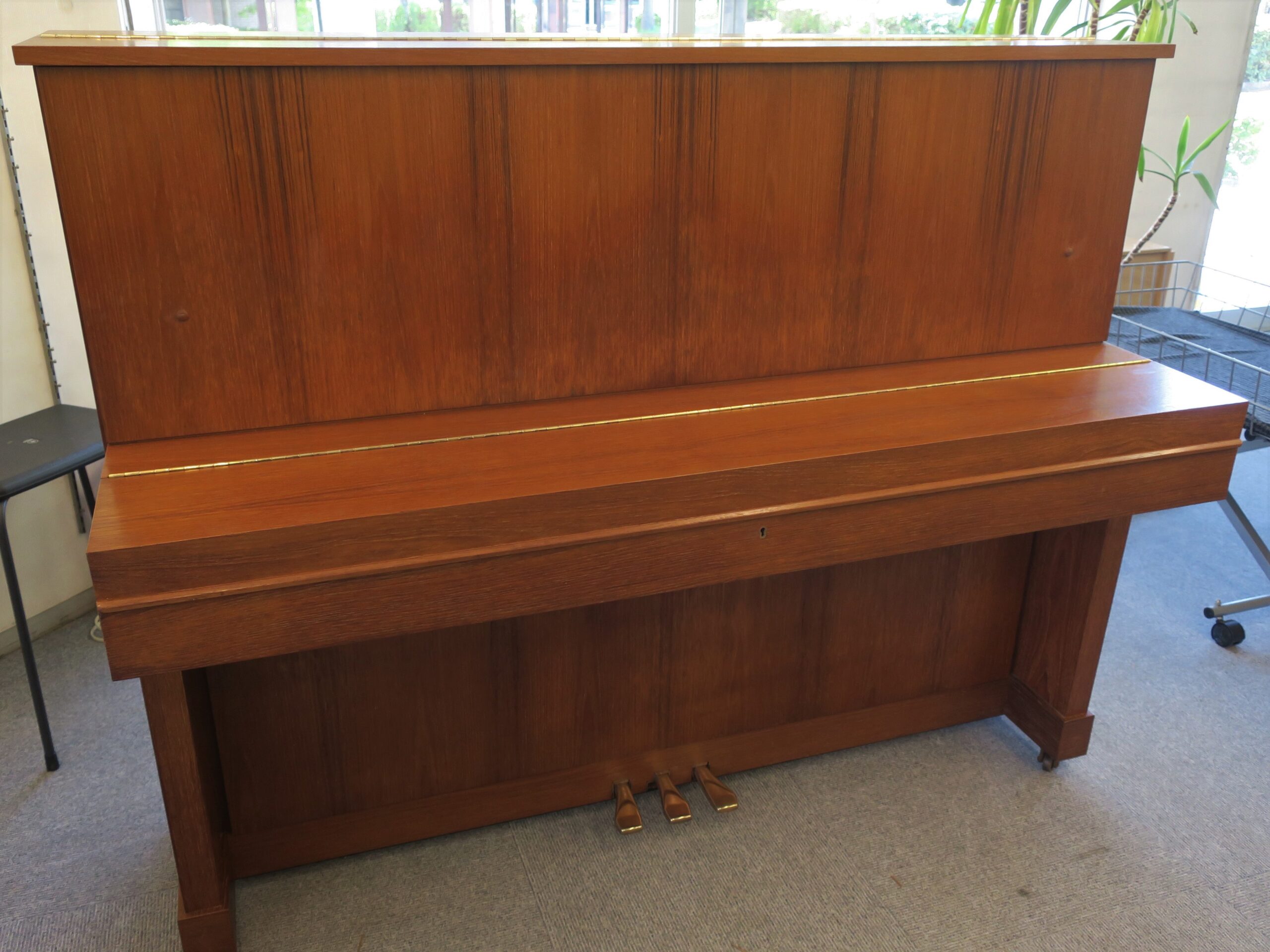 ヤマハ中古アップライトピアノ W103（1979年製造）┃ピアノ販売┃株式 ...